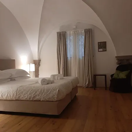 Palazzo Capponi Alle Rovinate דירה *