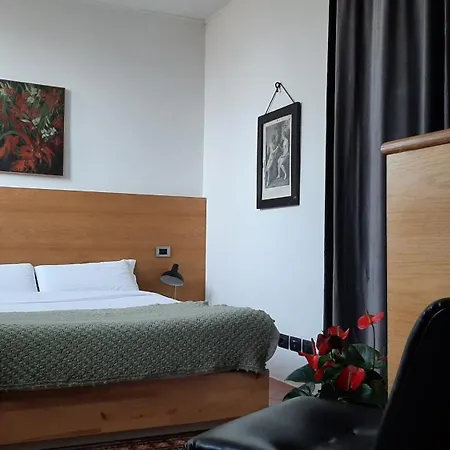 Palazzo Capponi Alle Rovinate Apartment Florence