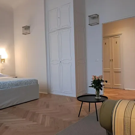 Palazzo Capponi Alle Rovinate Apartment Florence